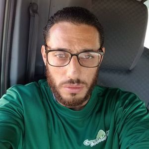 Meet your Posher, Thomas